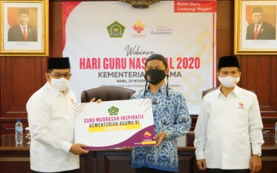 Guru MAN 2 Bandung Kabupaten Bandung Mendapat Penghargaan Guru Inspiratif Tahun 2020 dari Kemenag